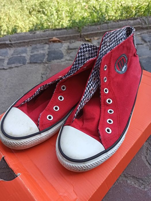 Продам кеди 41р.