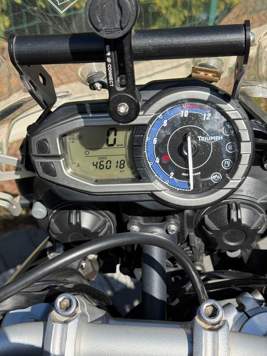 Triumph Tiger 800 XC 2012 – wersja Phantom Black – 46 tys. km