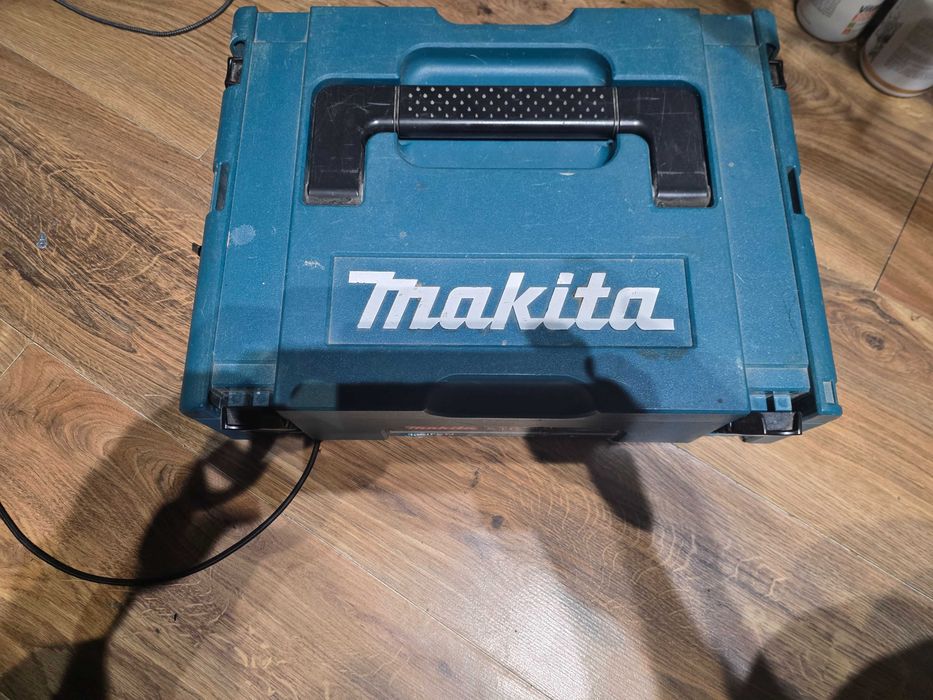 Wyrzynarka MAKITA 4351 FCTJ LED walizka ,