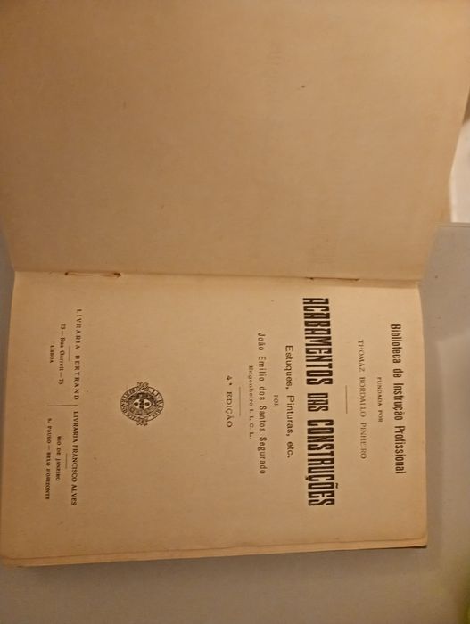 Acabamentos das Construções