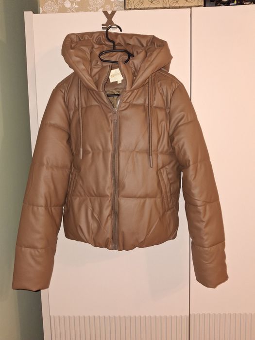 Kurtka bomberka z imitacji skóry