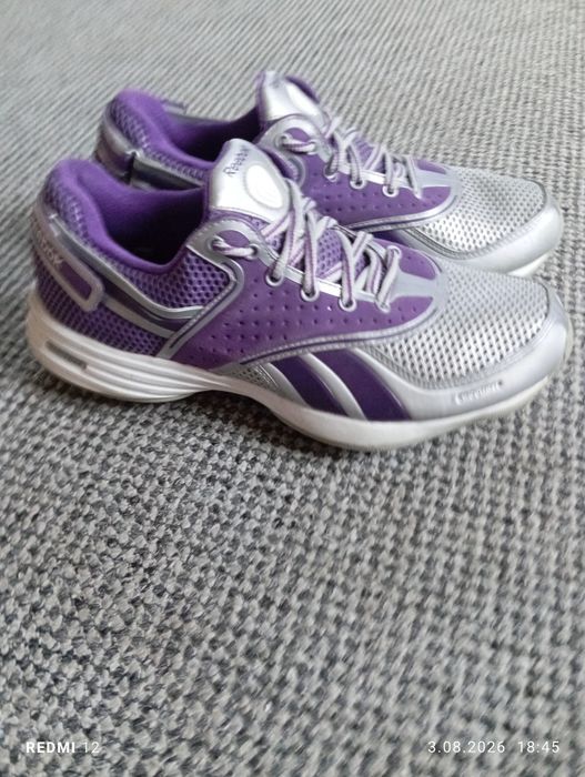Damskie buty do fitnessu i chodzenia Reebok EasyTone r. 41