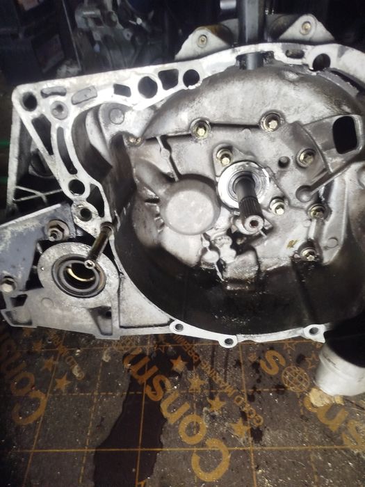 caixa velocidades 5 1.5 dci tava no motor k9k 722  da também para o k9k 704