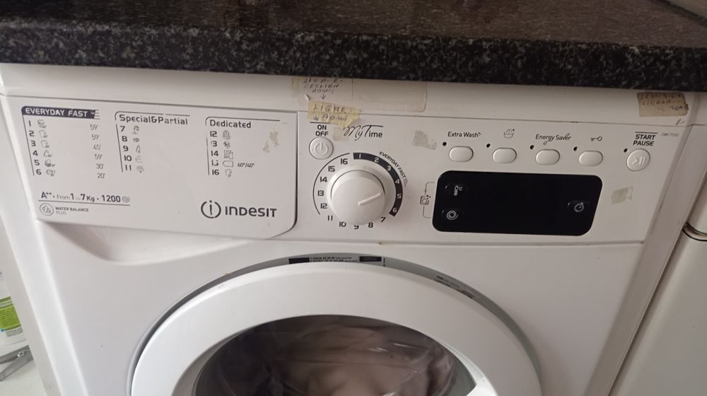 Maquina de lavar roupa Indesit