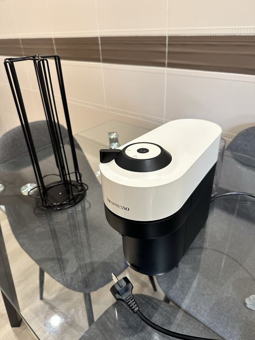 Maquina de Cafe Nespresso vertuo pop