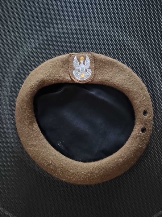 Beret oliwkowy WOT rozmiar 56