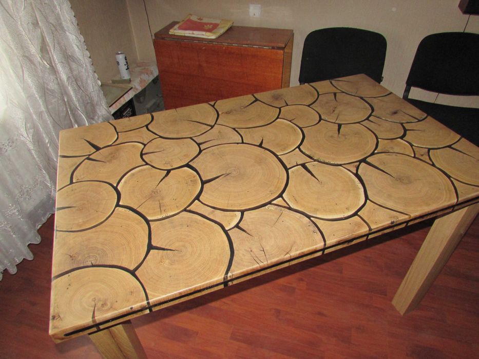 Стол, дуб + эпоксидная смола.