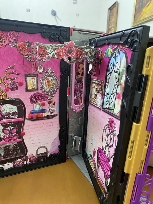 Книга дом для куклы Ever After High