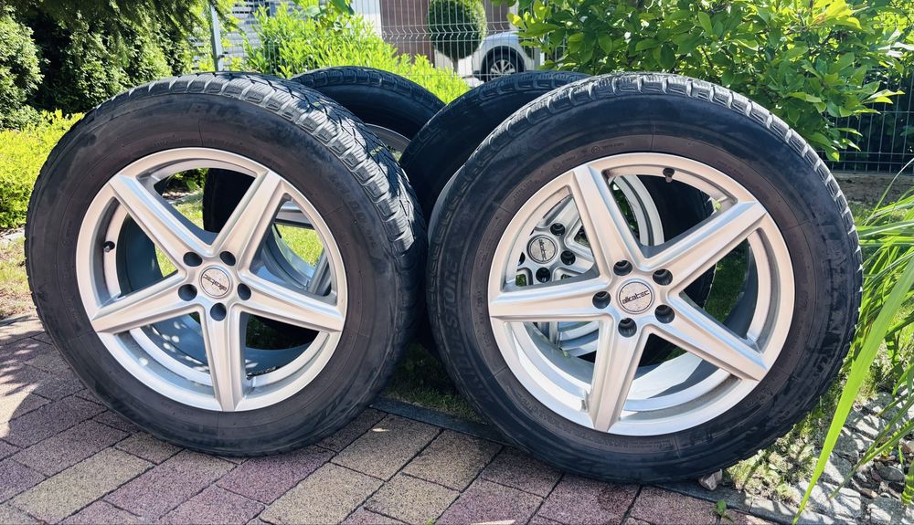 Felgi aluminiowe z oponami ET 35 5x112 Audi
