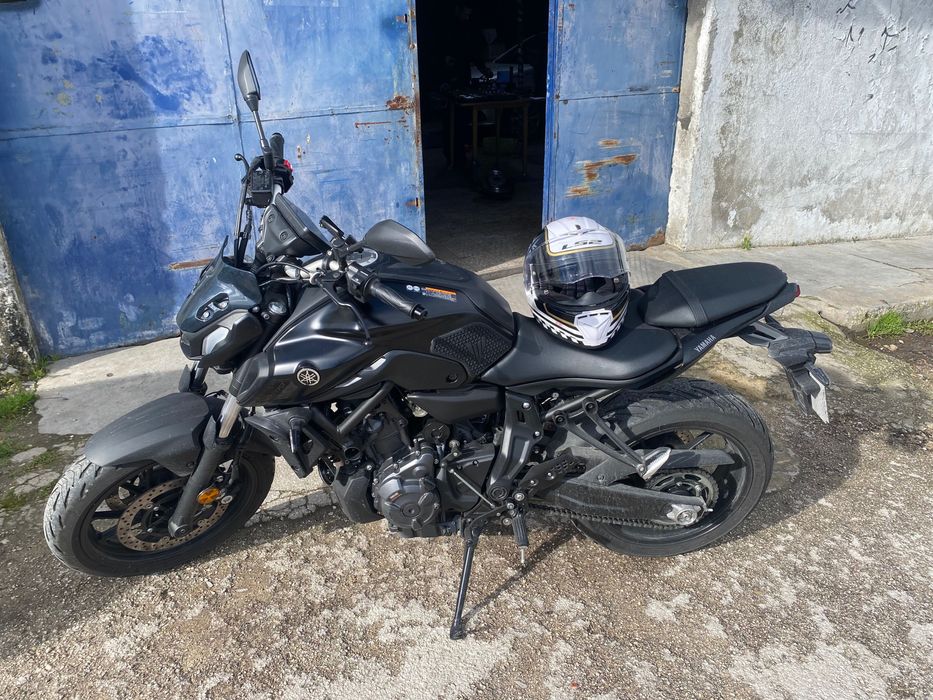 Yamaha MT-07 3.800kms 2024