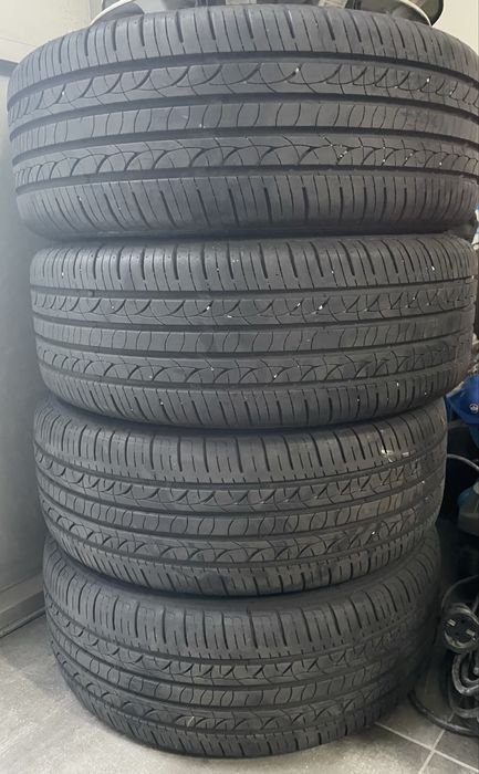 Pneus 195/50 R15 semi novos