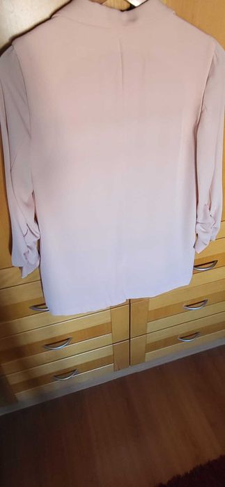 Blazer cor de rosa claro pastel mangas enrugadas