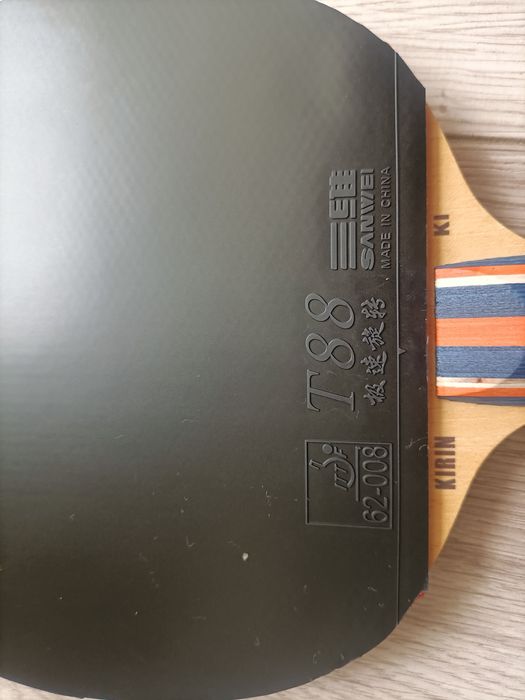 Nowa rakietka do tenisa stołowego Loki