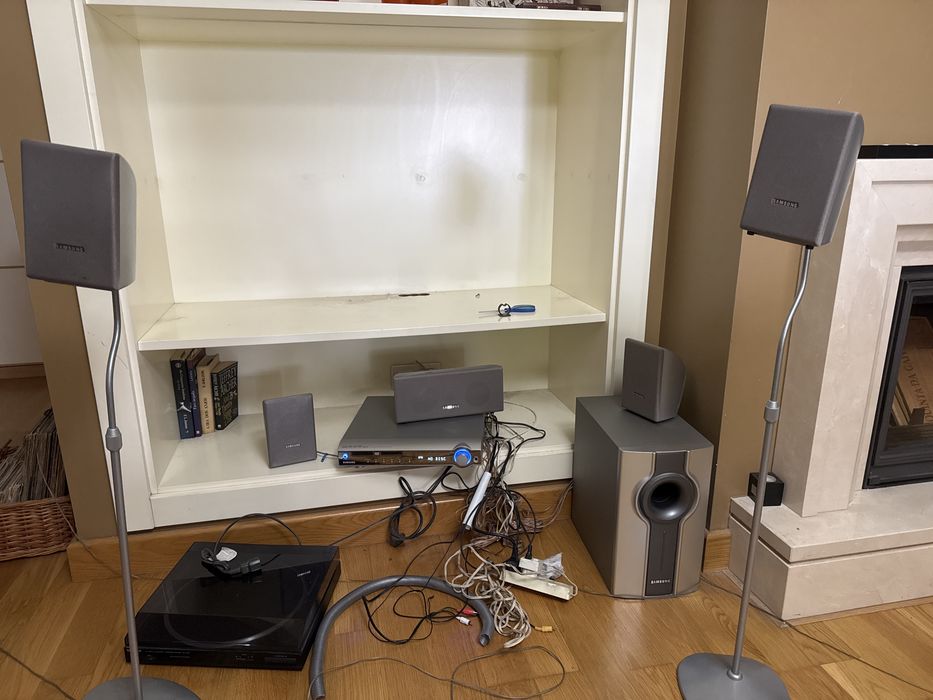 Sistema de som 5.0 Samsung Sounbdbar