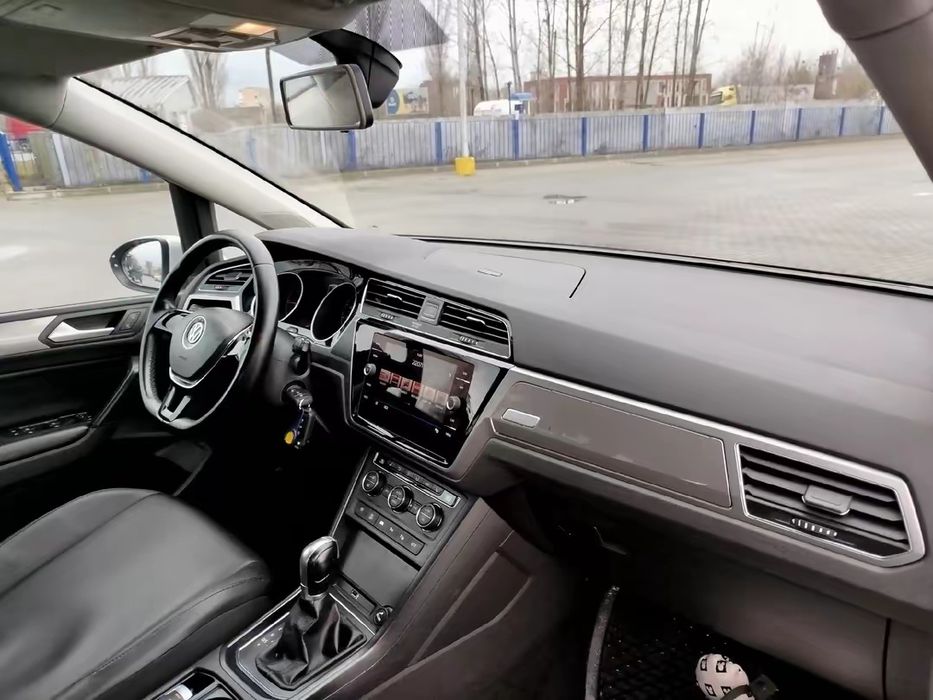 Фольцваген Тоуран 2019 рік