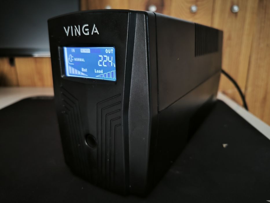 Пристрій безперебійного живлення Vinga LCD 800VA (VPC-800PU)