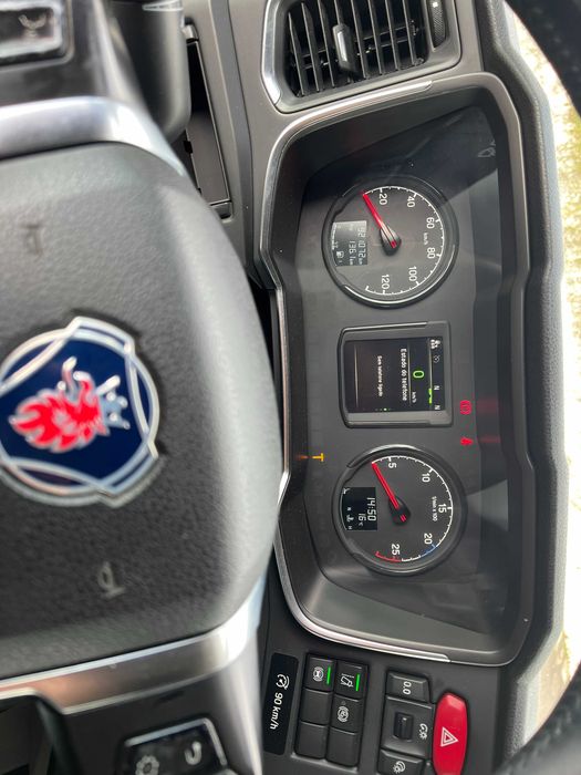 Scania  R450   .