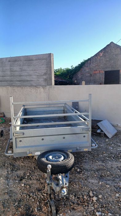Reboque para venda