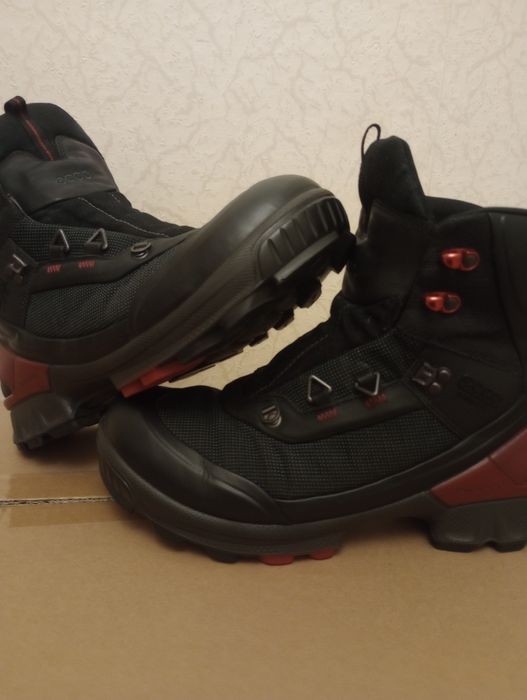 Ботинки Ecco biom 44р