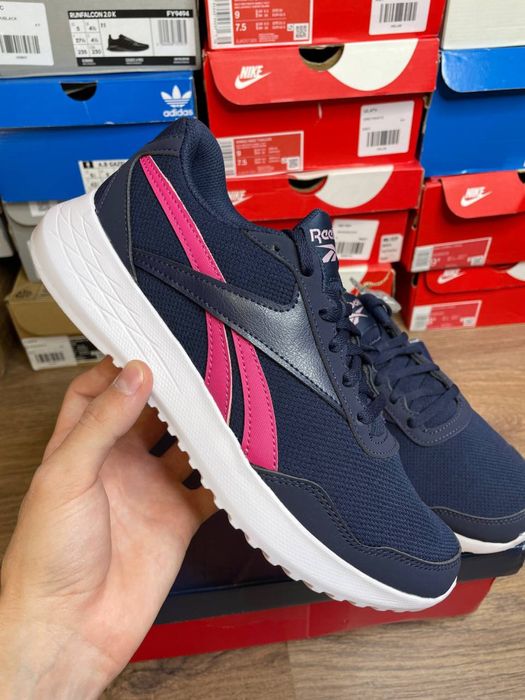 Жіночі кросівки Reebok, розмір 38,5.