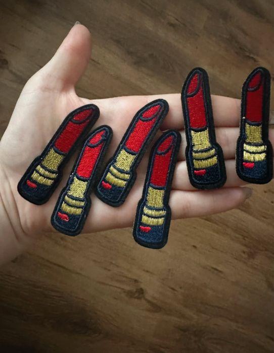 naprasowanka naszywka szminka