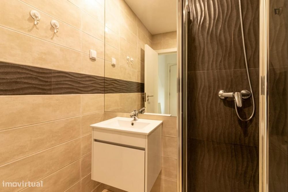 Quarto - localizado em Setubal