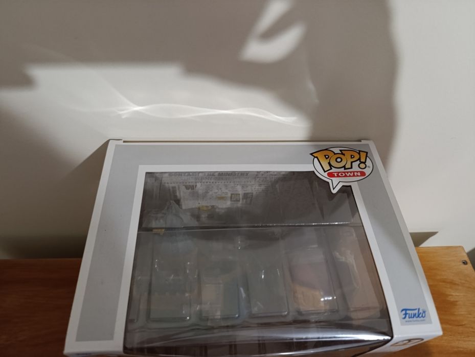 Funko Albus Dumbledore with Hogwarts