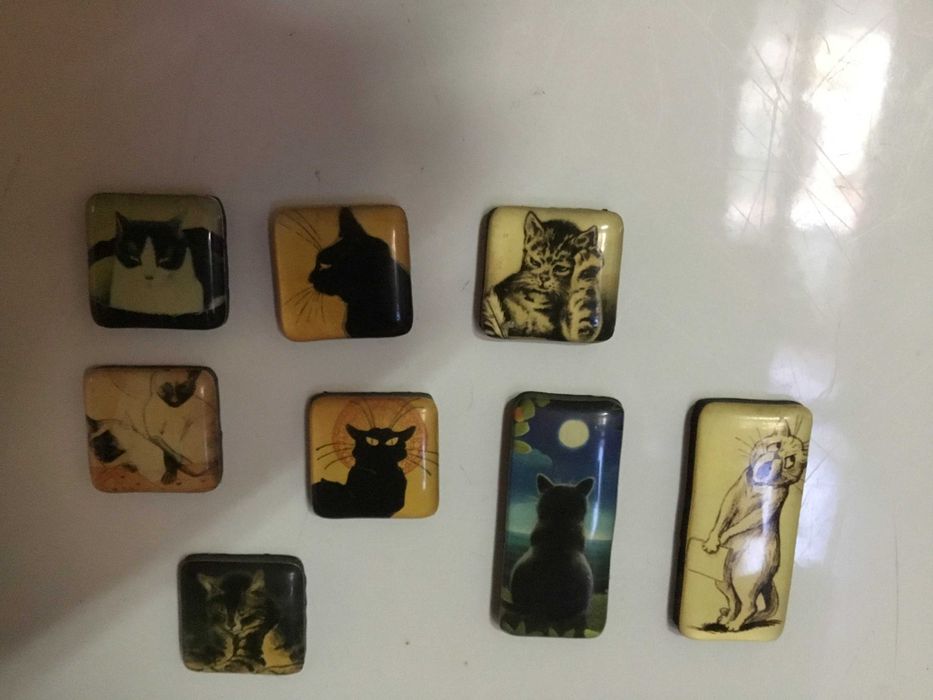 imã frigorífico série Friends e gatos