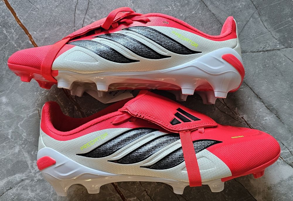 Nowe korki Adidas Predator 35 ,5 wywijany język