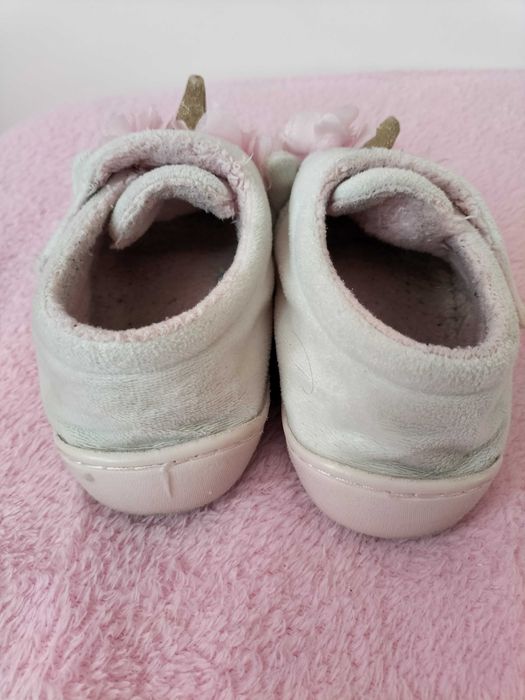 Pantufas unicórnio 28