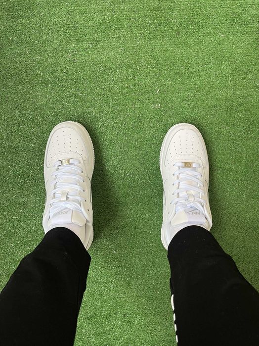 НОВЫЕ! Кроссовки Nike Air Force 1 White, белые, мужские, 42, 43, 44, 45, 46, натуральная кожа, весна, лето, осень, повседневные.