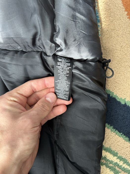 Зимовий довгий пуховик