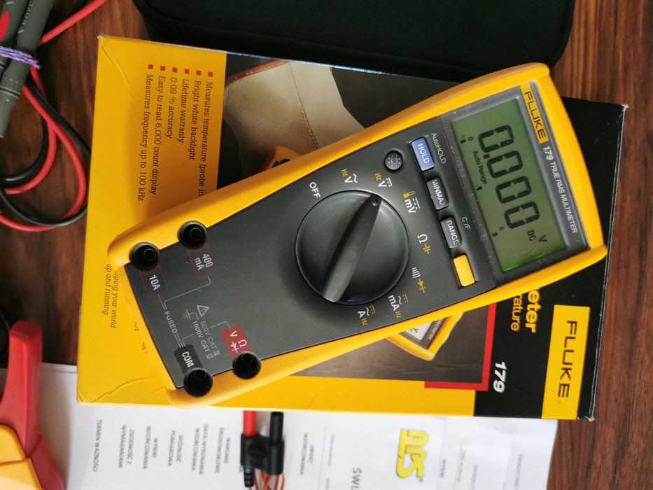 Miernik Fluke 179 + cęgi i400