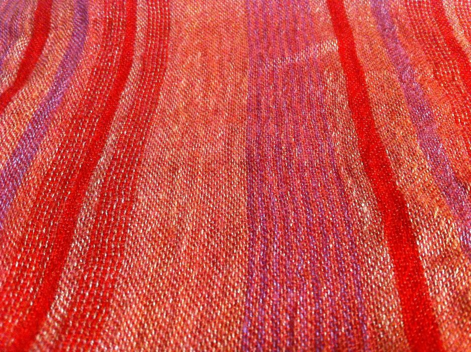 Echarpe de ​Primavera​/Verão às riscas, de ​t​ons rosa e vermelho64284869509761121