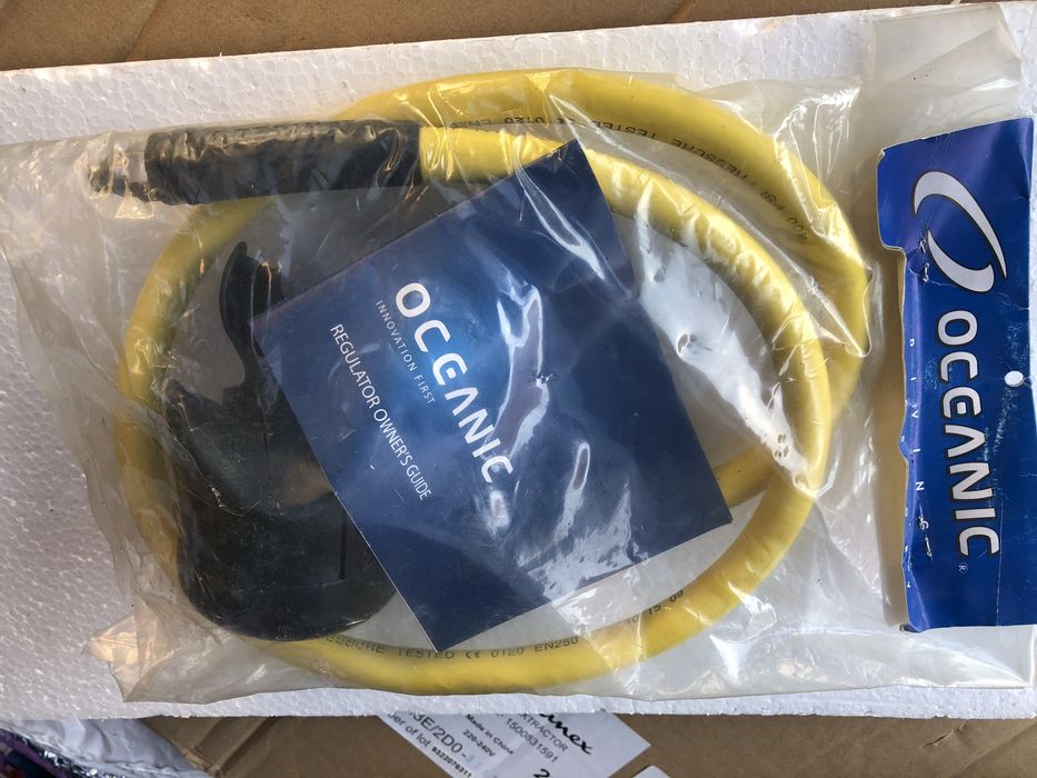 Продам водолазне спорядження рукавиці прожекторчехол  октопус костьюм