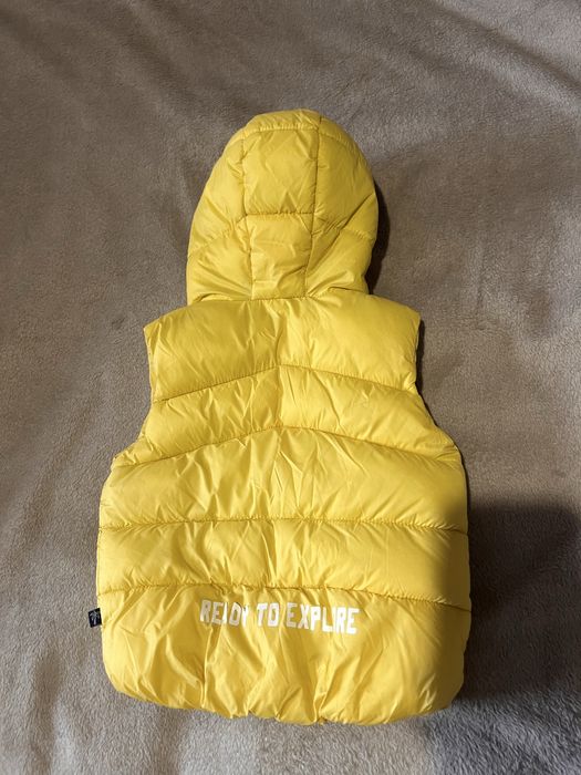 Жилет дитячий фірма C&A , 86 розмір