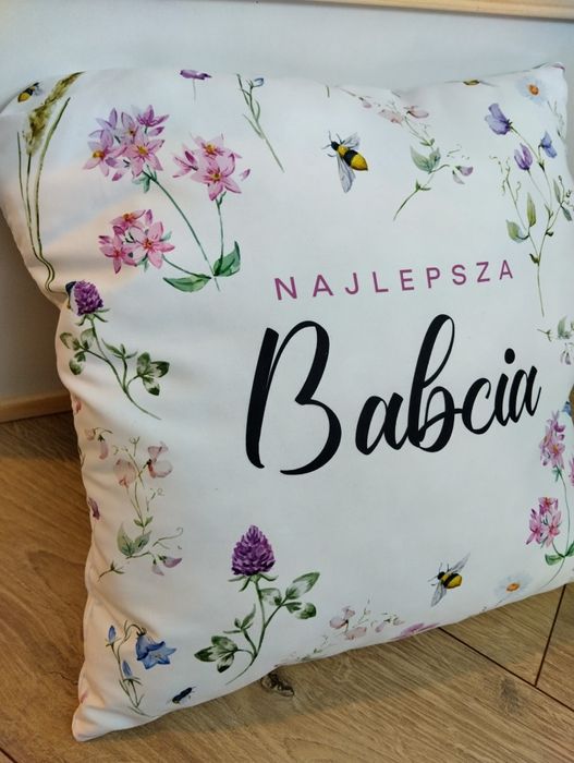 Poduszka 35x35 na dzień babci - Najlepsza babcia