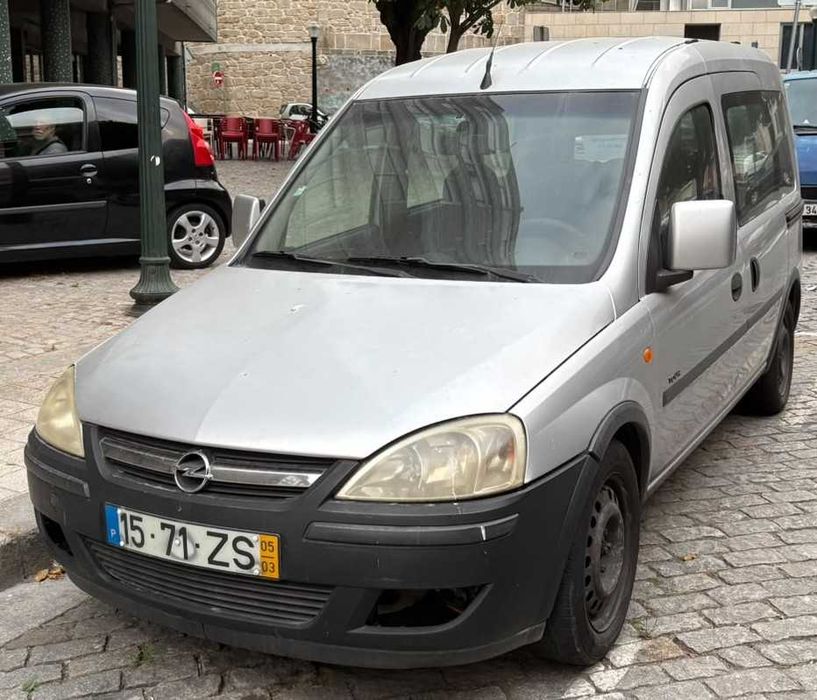 Opel Combo Tour 1.3 CDTI (5 Lugares)