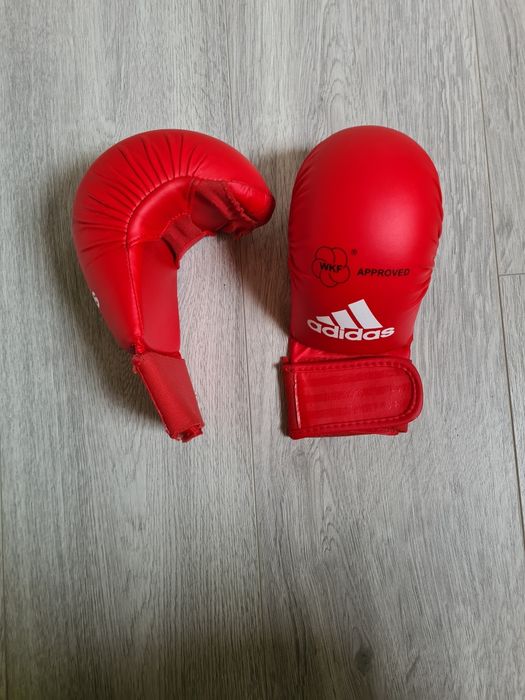 Rękawice napięstniki do karate WKF dla dzieci