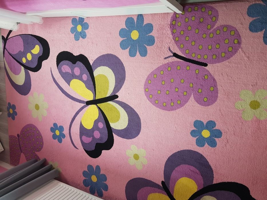 Sprzedam dywan do pokoju dziennego