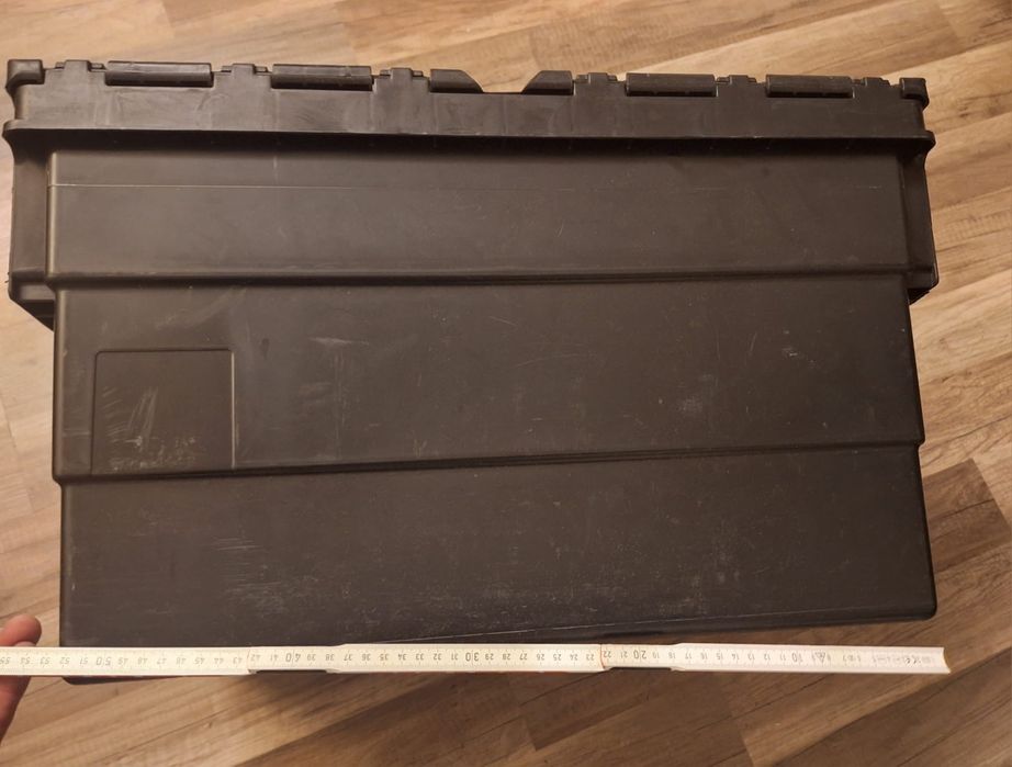 Skrzynia plastikowa kurierska