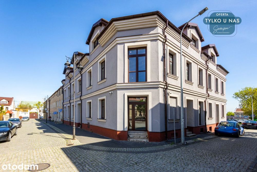 Kamienica przy rynku, centrum Łęczycy