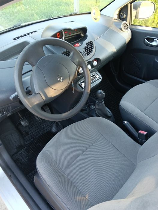 Renault Twingo II 1.2 16V 2011