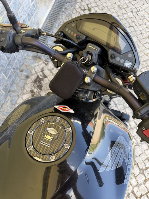 Honda hornet F12
