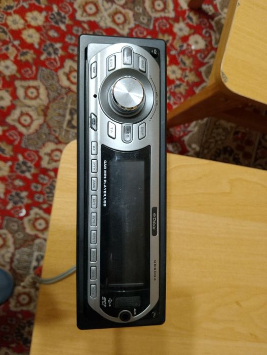 Продам автомагнитолы...читаем