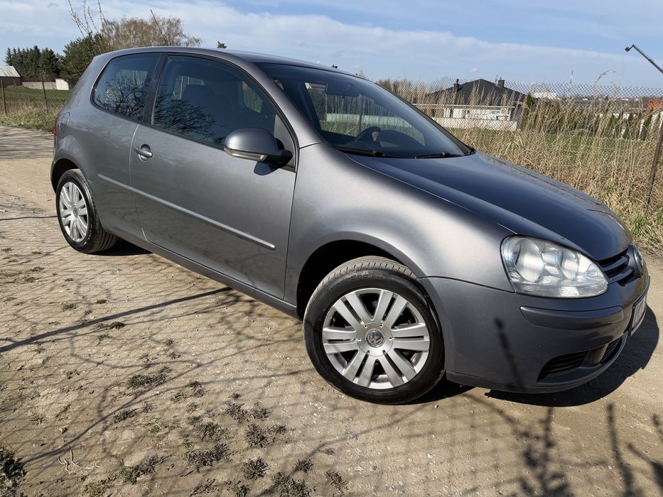 Golf V 1.9 TDI stan bdb auto prywatne
