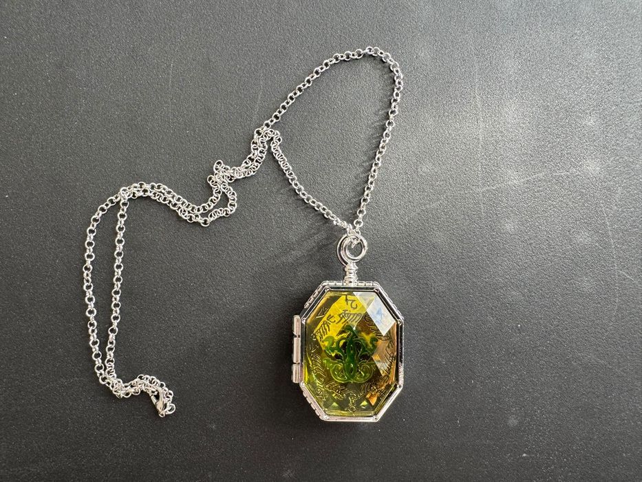 Naszyjnik Harry Potter Horcrux Medalion Slytherin