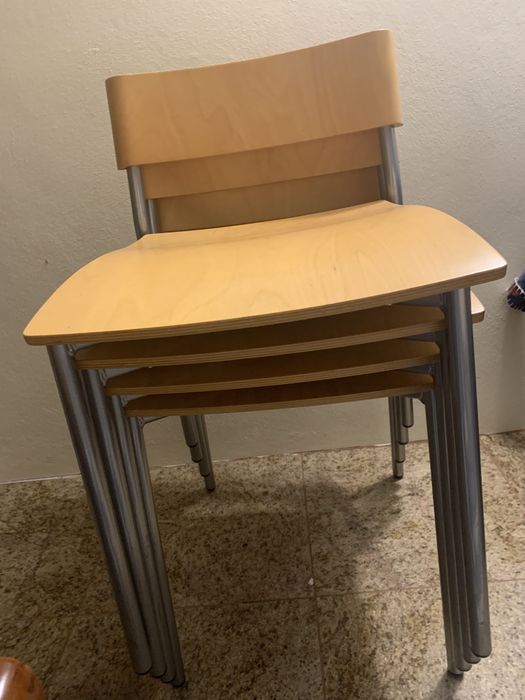 Vendo cadeiras (4)