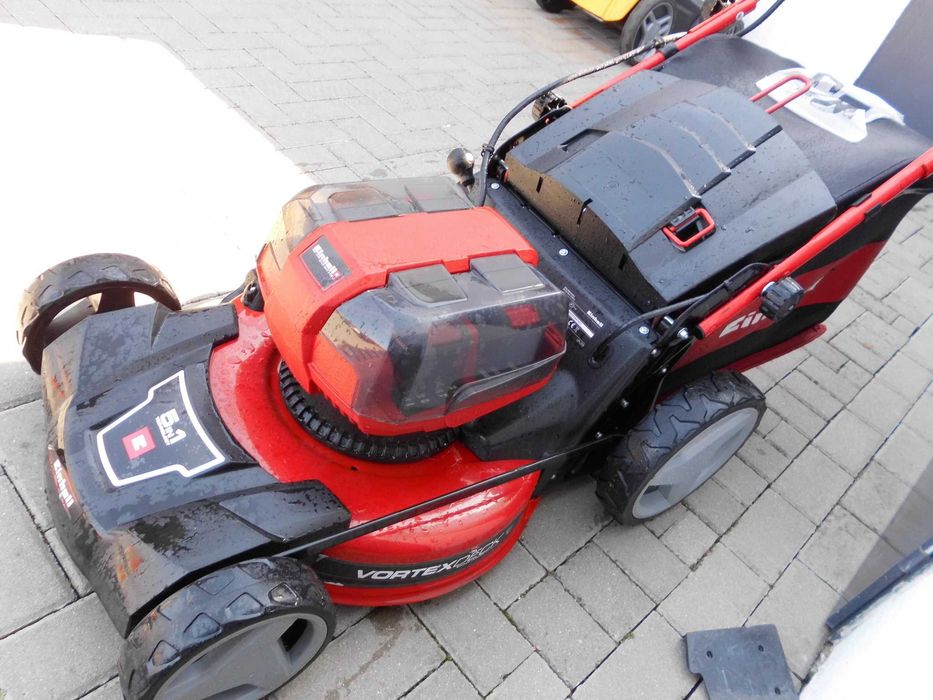 Kosiarka akumulatorowa Einhell 47cm - napęd