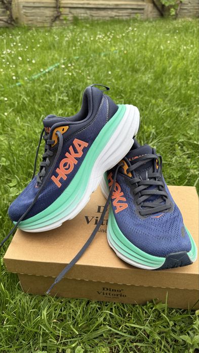 Бігові кросівки HOKA  BONDI 8 кросівки для спорту зручні кросівки